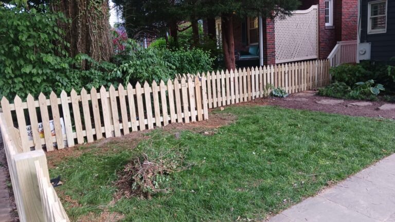 36 Inc Cedar Open Pickets DC