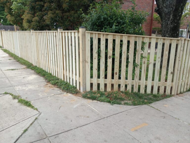4 FT Semi Privacy - PT NE