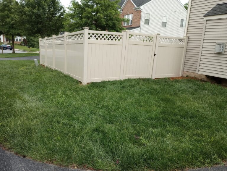 Tan Vinyl+Lattice Top -Fulton MD